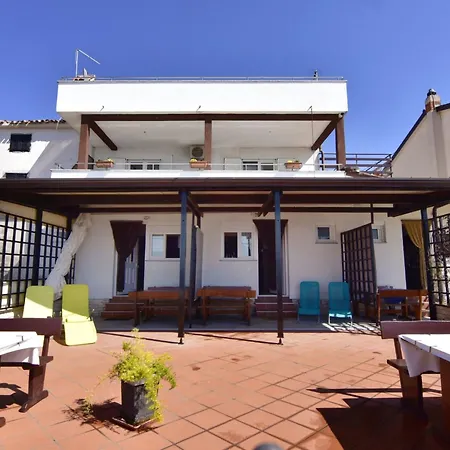 Apartman In Mit Schoener Terrasse By Interhome